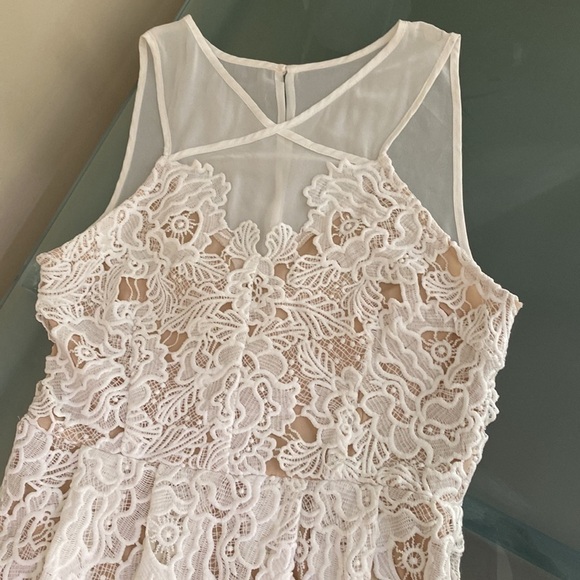 Francesca Cream Colored Lace White Dress Size M - Picture 2 of 8